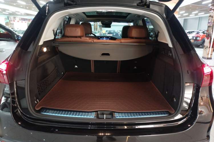 Used Mercedes-Benz GLE 2024 GLE 450 4MATIC Stylish Model
