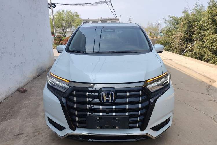 Used Honda Elysion 2024 2.0L eHEV Luxury Edition Front