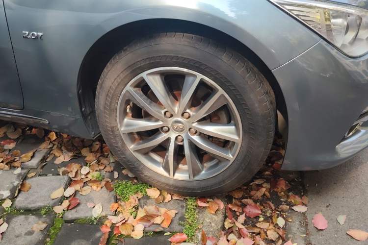 Used Infiniti Q50L 2016 2.0T Comfort Edition
