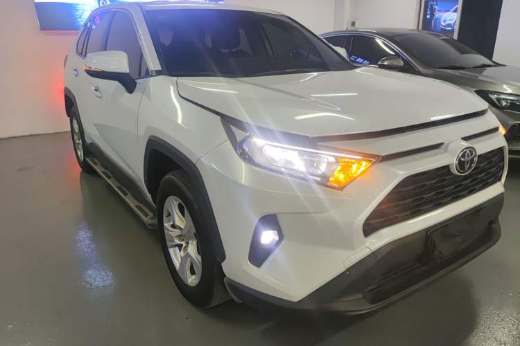 Used Toyota RAV4 2023 2.0L CVT Two-Wheel Drive Urban Edition