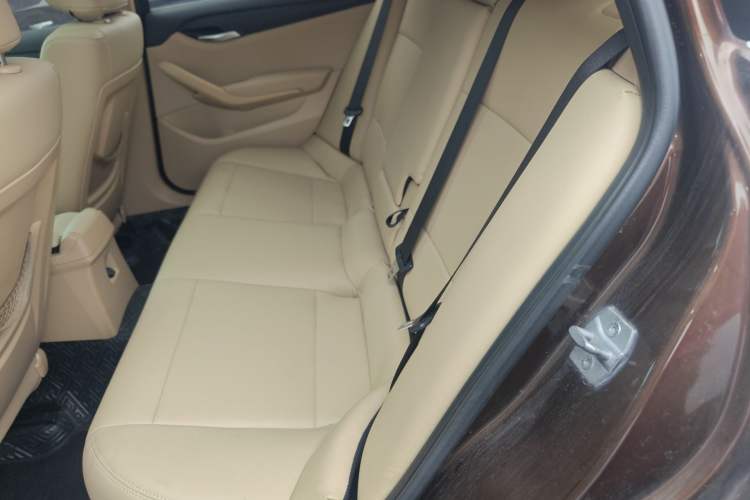 Used BMW X1 2014 sDrive18i Leading Model