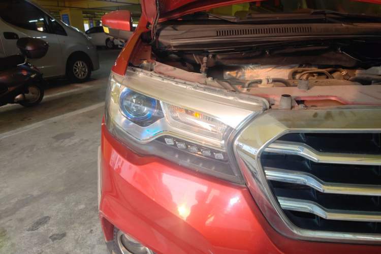 Used Haval H1 2015 1.5L AMT Luxury Model
