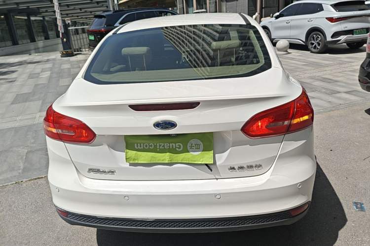 Used Ford Focus 2017 Sedan 1.6L Automatic Comfort Plus SmartDrive Edition
