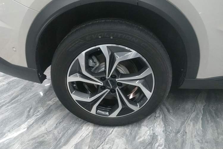 Used Haval Fierce Dragon Max 2025 Hi4 165 Ultra Smart Drive Edition Right Rear Wheel Hub