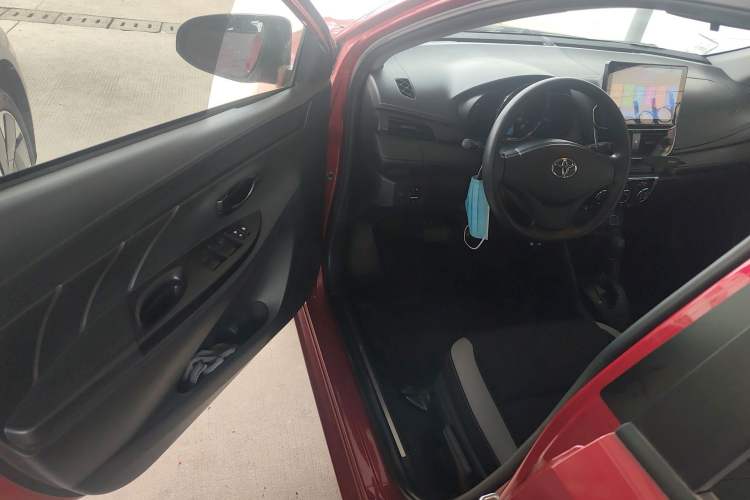 Used Toyota YARiS L Zhi Xuan 2021 1.5L CVT Leading Edition
