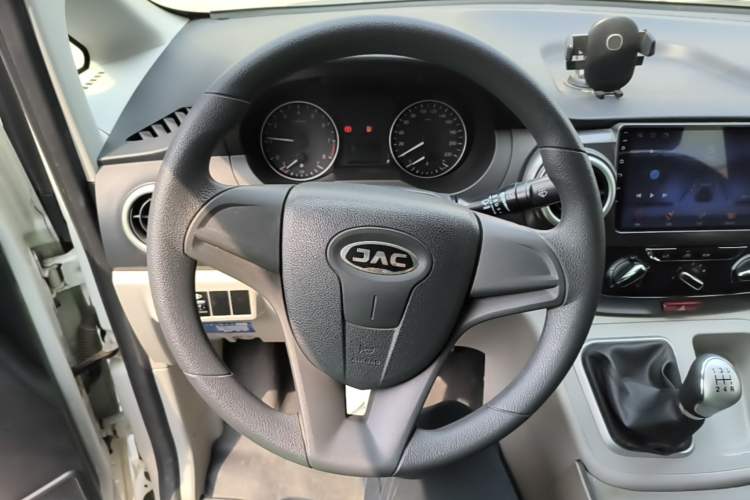 Used JAC Refine M3 2019 PLUS Maker Edition 1.8L Luxury Smart Model with 9 Seats Steering Wheel