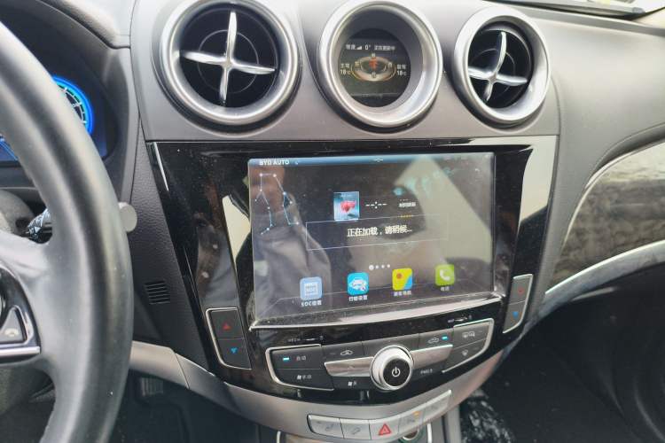 Used BYD Tang New Energy 2015 2.0T Four-Wheel-Drive Flagship Model