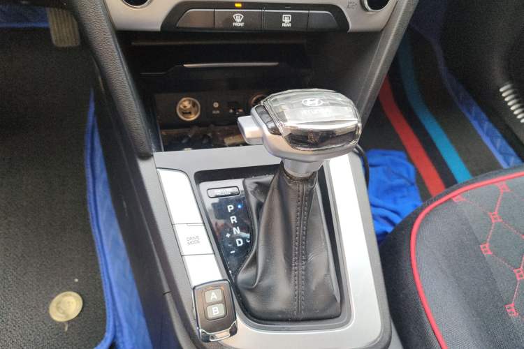 Used Hyundai Elantra (6th Generation / Lingdong) 2016 1.6L Automatic ZhiXuan – Elite Version
