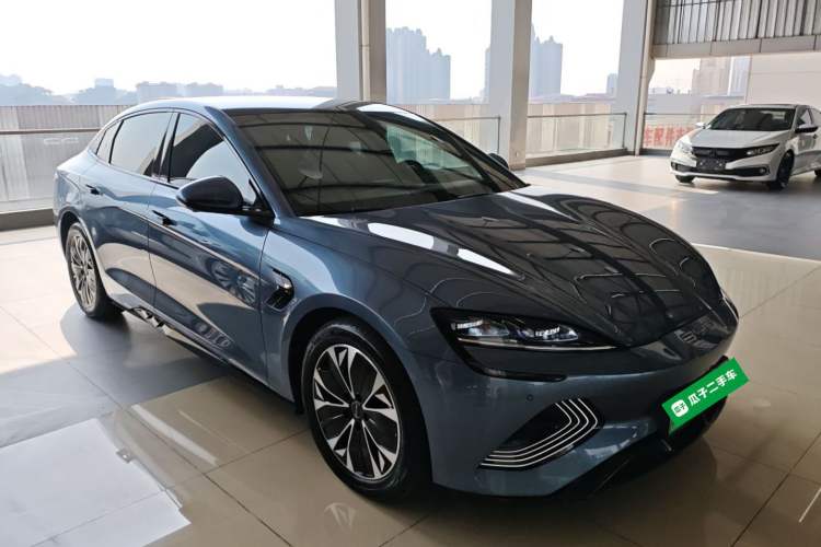 Used BYD Seal 2022 550 km Standard Range Rear-Wheel Drive Prestige Version
