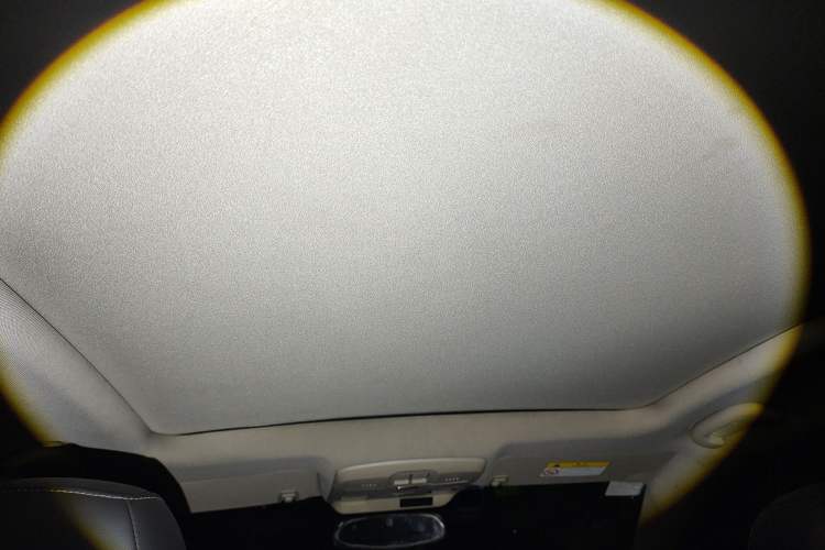 Used Buick Envision 2016 20T Two-Wheel Drive Leading Version Headliner