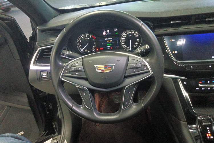 Used Cadillac XT5 2020 28T Luxury Version