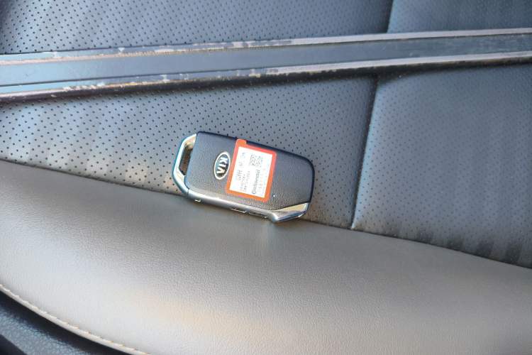 Used Kia Sportage R 2019 2.0L Automatic Smart Luxury Edition Vehicle Key