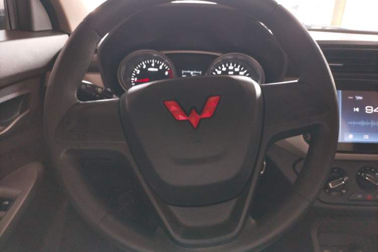Used Wuling Hongguang 2021 1.5L Facelift S Comfort Version Hydraulic Power Steering LAR Steering Wheel