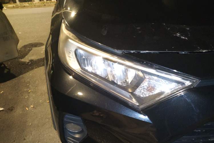 Used Toyota RAV4 2021 Dual-Engine 2.5L E-CVT Two-Wheel Drive Elite Edition