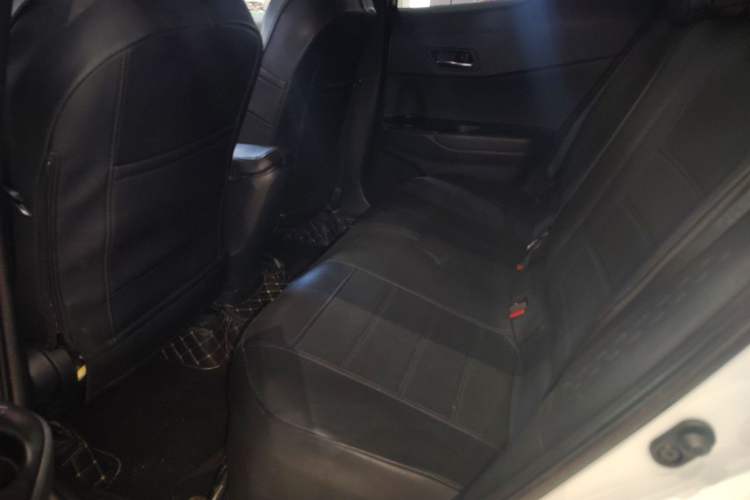Used Toyota IZOA 2021 2.0L Enjoy Edition Left Rear Seat
