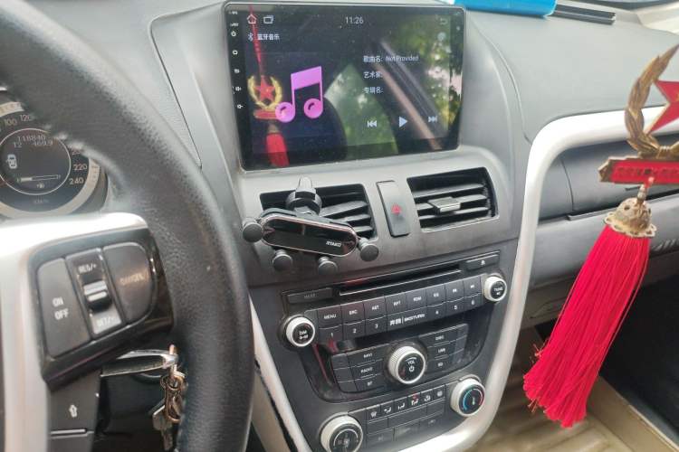 Used Bestune X80 2013 2.0L automatic comfort version
