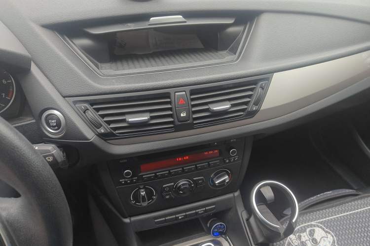 Used BMW X1 2014 sDrive18i Fashion Model
