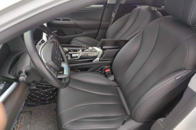 Used Geely Auto Emgrand GT 2018 1.5T MHEV Yaoxiang Edition
