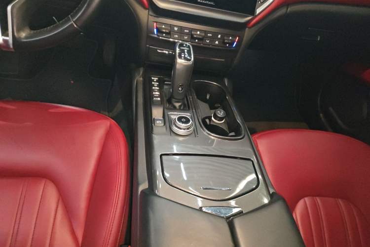 Used Maserati Ghibli 2021 2.0T Sharp Edition
