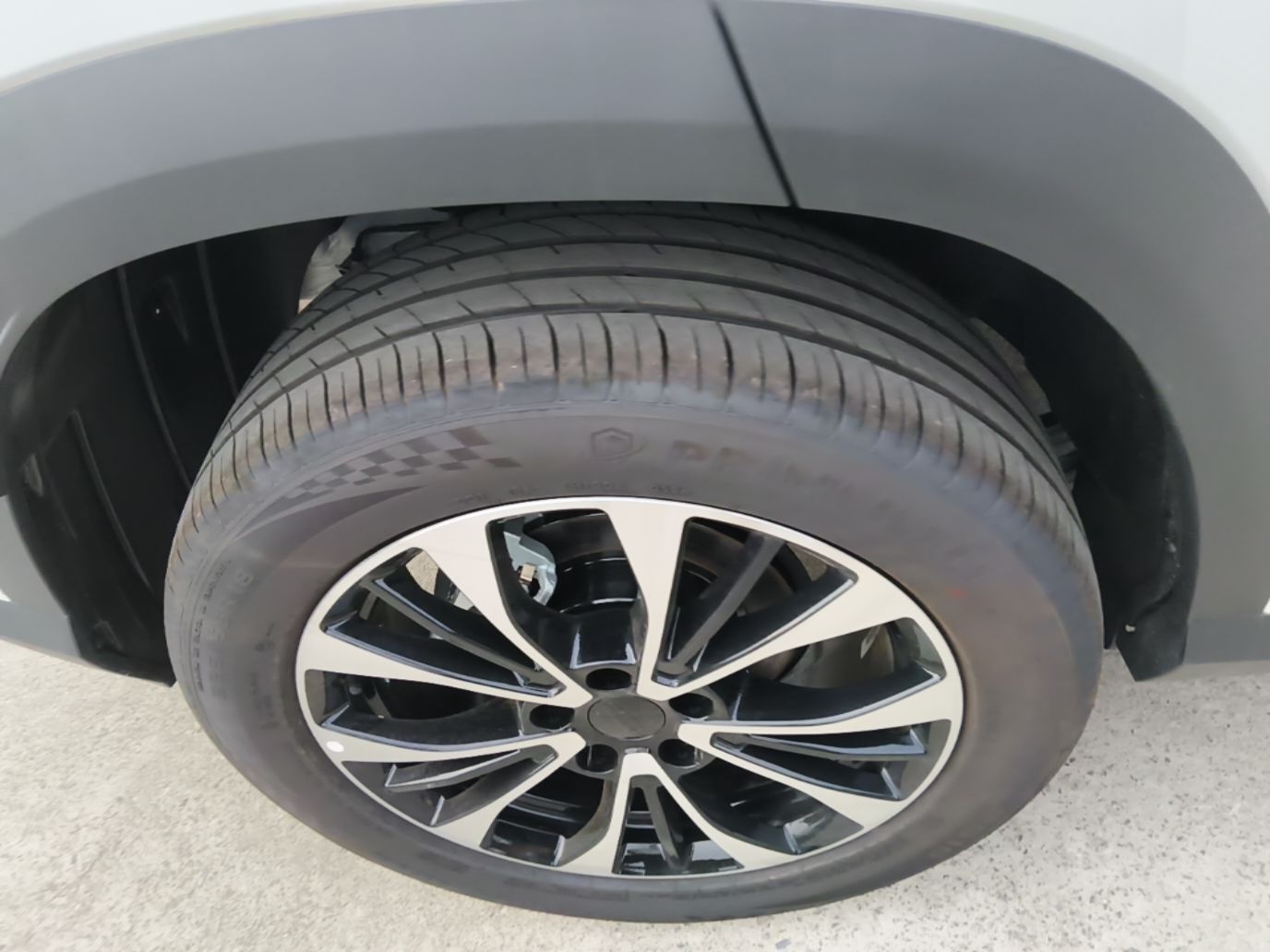 Geely Auto Emgrand X7 Sport 2026 Model 1.5TD Aspirational — снимка 11