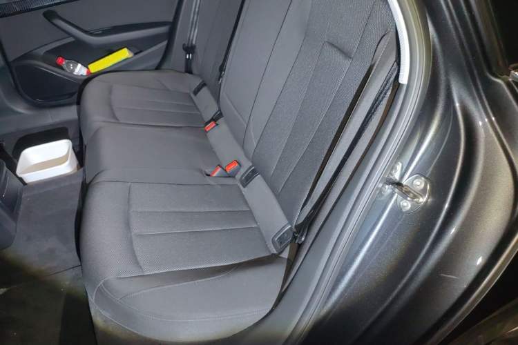 Used Audi A4L 2019 40 TFSI Ambition China VI
