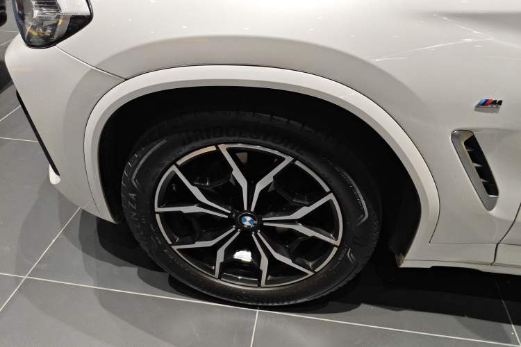 Used BMW X3 2022 Restyled xDrive25i M Sport Package Exterior 4