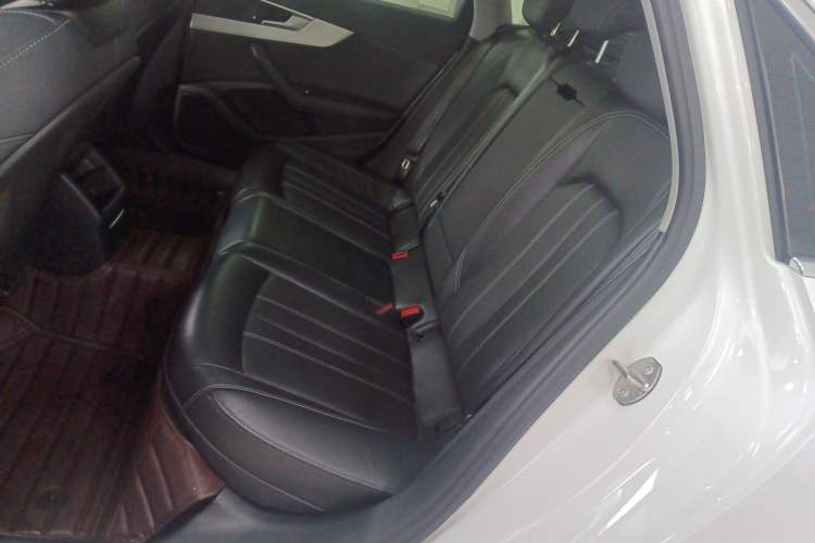 Used Audi A4L 2023 40 TFSI Fashion Dynamic Model