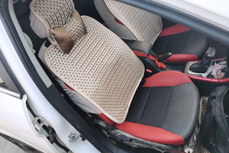 Used BAIC Senova X25 2015 1.5L Automatic Elite Model