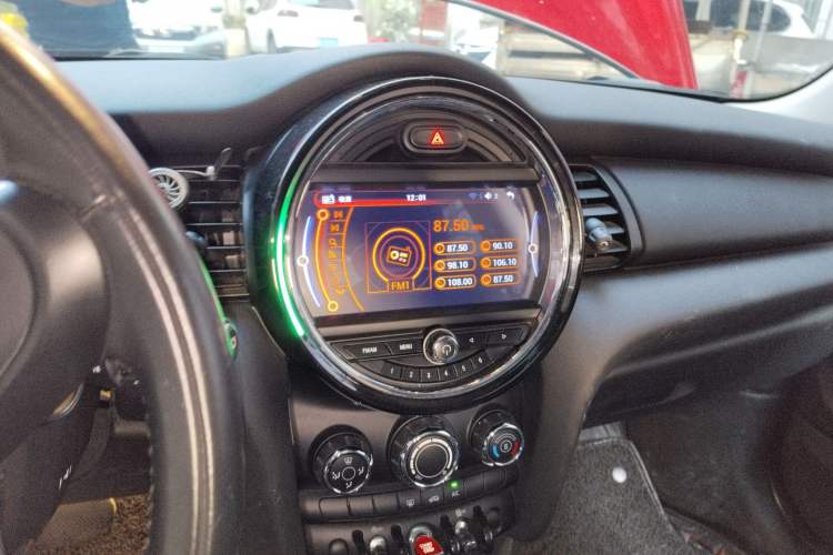 Used MINI 2016 1.2T ONE
