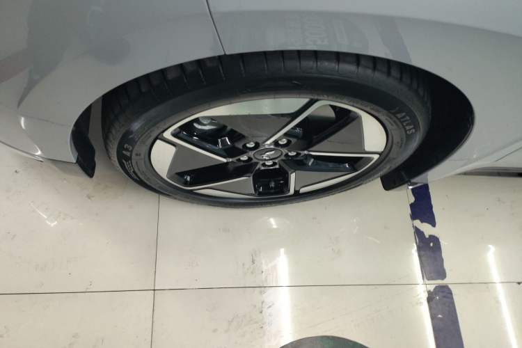 Used Wuling Xingguang 2024 Co-Creation Edition 510 Advanced Model
