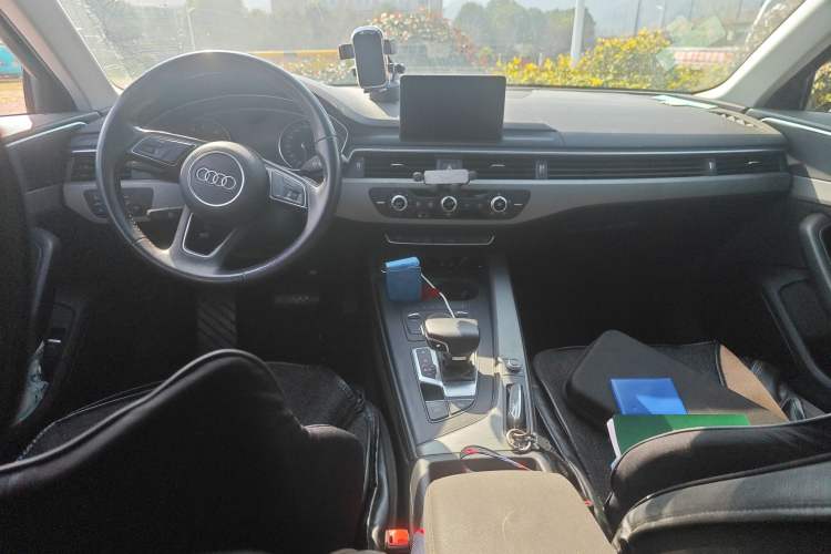 Used Audi A4L 2019 40 TFSI Ambition China VI