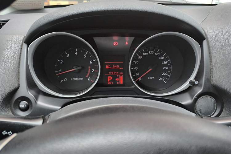Used Mitsubishi ASX 2013 2.0L CVT Two-Wheel Drive Elite Edition Instrument Cluster