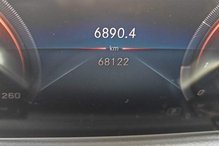 Used Mercedes-Benz GLA 2020 GLA 200 Odometer Close Up