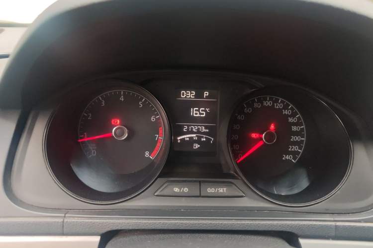 Used Volkswagen Lavida 2017 1.6L Automatic Fashion Edition
