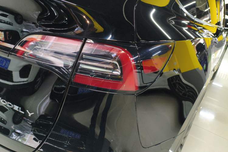 Used Tesla Model Y 2023 Rear-Wheel-Drive Version