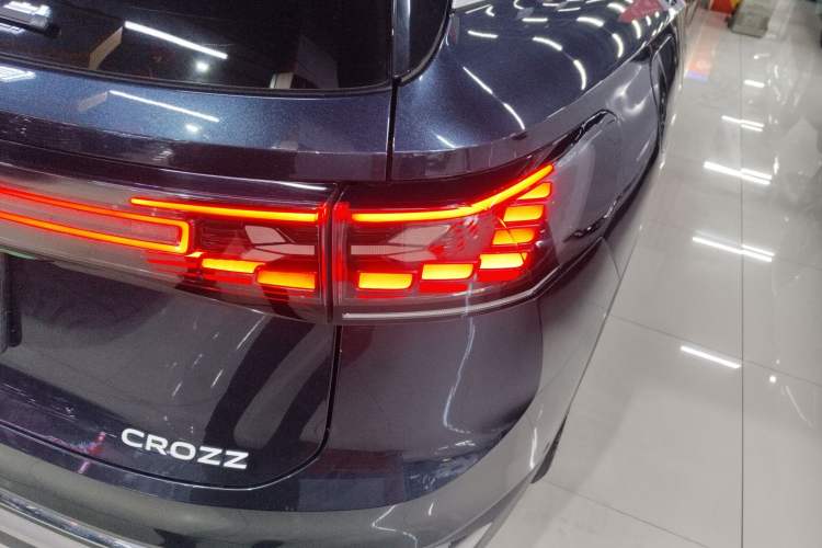 Used Volkswagen ID.6 CROZZ 2022 Long-Range PRO Edition