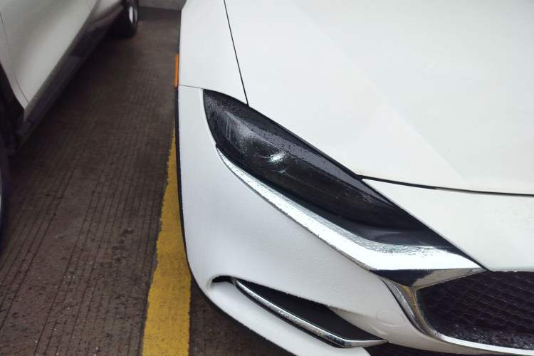 Used Mazda CX-4 2021 2.0L Automatic Two-Wheel Drive Blue Sky Dynamic Edition Exterior 6