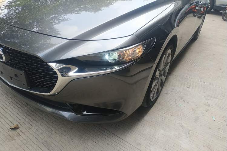 Used Mazda 3 Axela 2021 2.0L Automatic Zhiya Edition