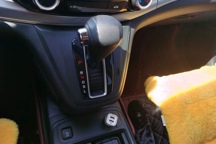 Used Honda CR-V 2016 2.0L two-wheel drive Urban Edition