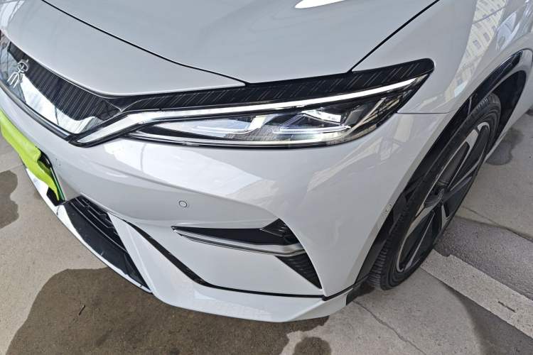 Used BYD Song L EV 2025 Intelligent Driving Version 662 km LiDAR Excellence Edition Left Front Headlight