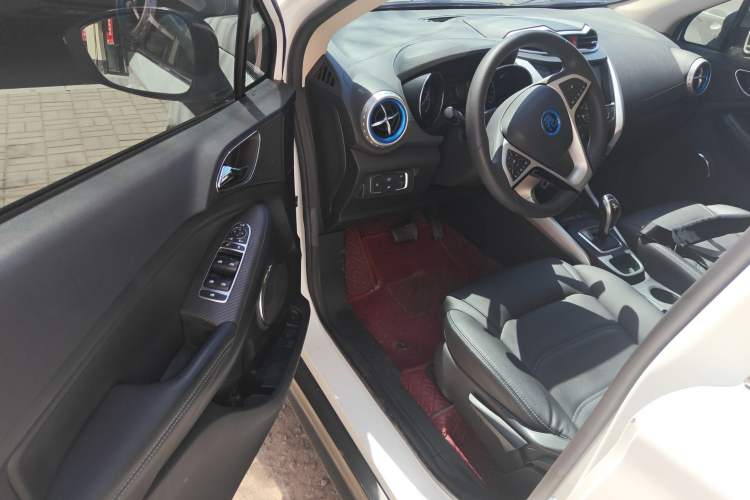 Used BYD Yuan New Energy 2018 EV360 Smart Connect Cool Edition
