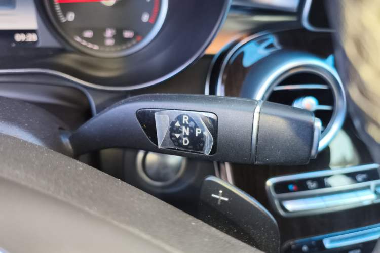 Used Mercedes-Benz GLC 2019 GLC 260 L 4MATIC Dynamic Model