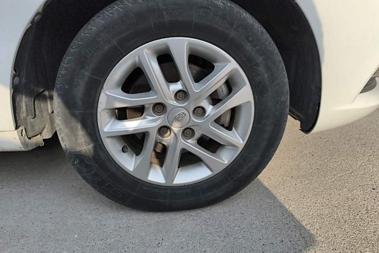 Used Geely Auto Emgrand 2017 Sedan Million Edition 1.5L Manual Luxury Model