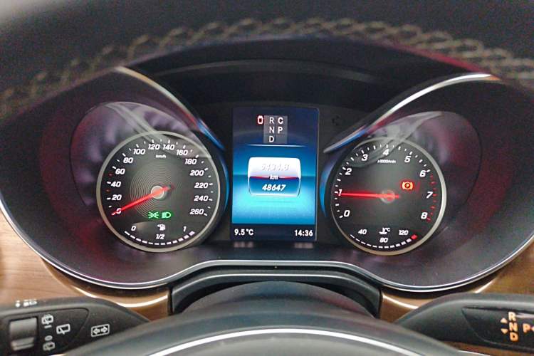 Used Mercedes-Benz V-Class 2020 V 260 L Long-wheelbase Luxury Edition