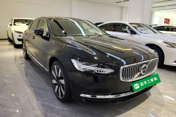 Used Volvo S90 New Energy 2024 Plug-in Hybrid Four-Wheel Drive Long-Range Luxury Smart Edition Front Right 45 Deg