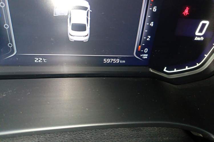 Used Kia K3 2019 1.5L CVT Smart Connectivity Version Odometer Close Up