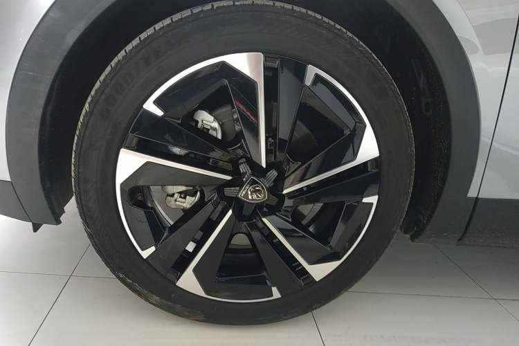 Used Peugeot 408X 2023 Charm Version