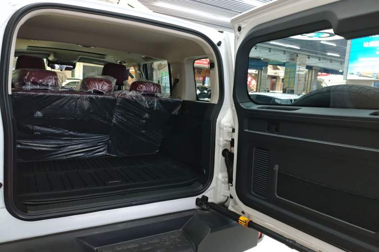 Used Tank 300 2025 2.0T Conqueror Trunk