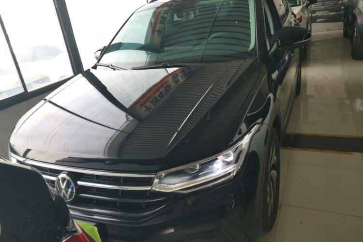 Used Volkswagen Tiguan L 2025 Model, Outstanding Version, 300TSI Automatic Two-Wheel Drive Longteng Edition Front