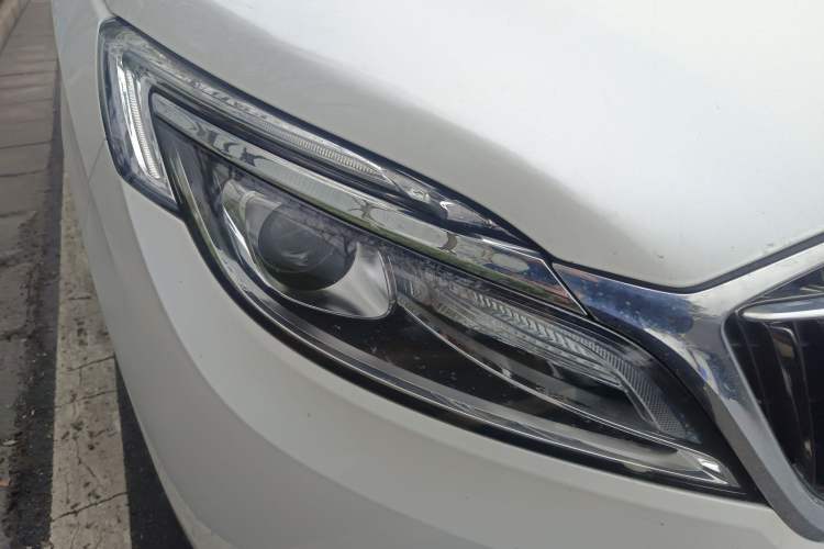 Used Buick GL8 2018 ES 28T Comfort Model China VI Standard